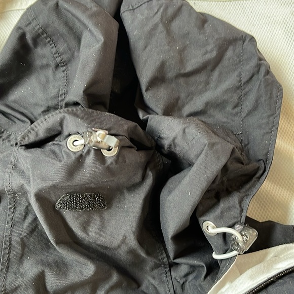 Eastern mountain sports system, 3K rain jacket black, medium - Picture 10 of 11